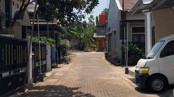 Gambar 3 Rumah di Ngaliyan Semarang SHM Baru banyak bonusnya