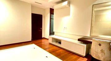 Gambar 5 Dijual Apartemen Capital Residence 3 Bedroom Semi Furnished