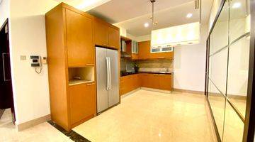 Gambar 4 Dijual Apartemen Capital Residence 3 Bedroom Semi Furnished