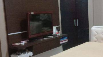 Gambar 3 Dijual Cepat Apartemen Mediterania Garden 2 Lantai Sedang