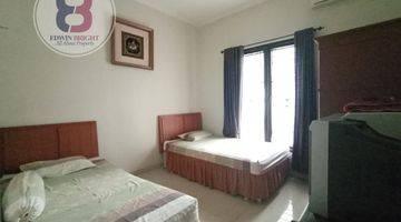kamar tidur rumah bagus 2 lantai di
