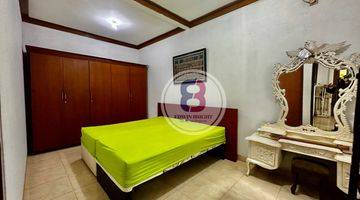 kamar tidur rumah bagus murah di menteng