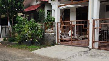 Gambar 2 Rumah Lama Hitung Tanah Depan Taman Di Bsd Griya Loka, Tangerang