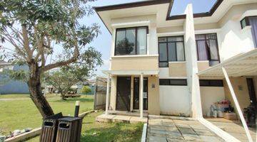 Gambar 1 Rumah Siap Huni The Eminent
Cluster Illustria
fully Furnish (Hoek) Full bangunan