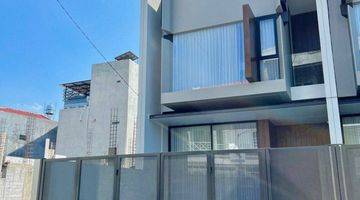 Gambar 3 Dijual New Furnished Rumah Modern di Mojoklanggru, Dharmahusada