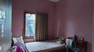 kamar tidur dijual rumah 2 lantai di