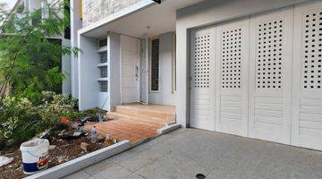 Gambar 5 Rumah Di Pondok Hijau Golf, Cluster Turquise, 8x18 Shm Gading Serpong