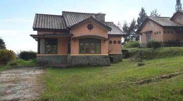 Gambar 1 Dijual Villa Ciater Highland Resort lembang sari Ater view Tangkuban perahu