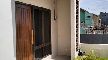 Gambar 4 DI JUAL RUMAH 2 LANTAI MODERN MURAH SIAP HUNI 