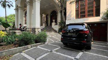 Gambar 3 Patra Kuningan Luxurious European Classic House Premium Area 