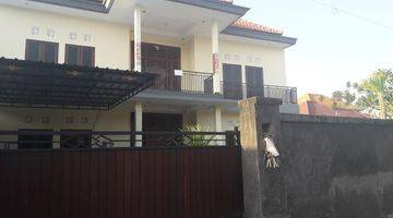 Gambar 1 Dijual rumah lantai 2 batubulan Gianyar