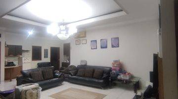 Gambar 3 Dijual Rumah Modern Klasik Terawat Sayap Bypass 