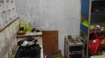 Gambar 5 Rumah Dijual Lokasi Strategis Jl. Karet Gg.berlian