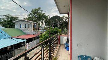 Gambar 4 Rumah 2 Lantai Sudah Renovasi Unfurnished HGB di Legenda Malaka.