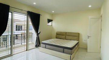 Gambar 3 Rumah 2 Lantai Bagus Furnished HGB di Orchard Park, Batam