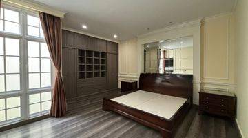 Gambar 4 Lux ..Rumah Disewakan di Casa Jardin, Semi Furnish