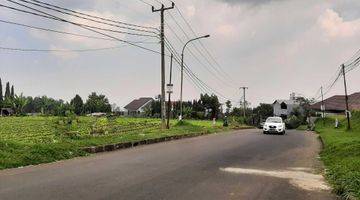 tampak depan tanah kavling siap bangun, setiabudi