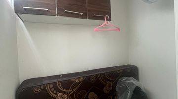 Gambar 2  Apartemen Rainbow Spring Condovillas 2 Kamar Tidur Furnished Bagus