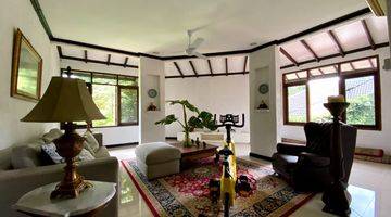 foto lainnya rumah beautiful garden house swimpool