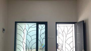 Gambar 1 Rumah 2 Lantai Baru Cipondoh Makmur Tangerang, Semi Furnished