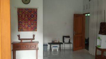 ruang keluarga rumah full furnish murah dekat