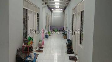tampak depan kost dijual bonus rumah induk