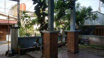 foto lainnya rumah 2 lantai depan sekolah