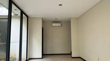 Gambar 3 Termurah Rumah 2,5Lt 9x20 4+1KT SHM Lancewood Navapark Bsd City