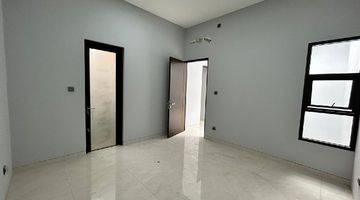 Gambar 4 Dijual Rumah Gress Minimalis Modern Tropical Sutorejo