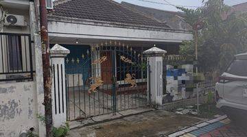 Gambar 1 Rumah Di Barata Jaya, Gubeng, Surabaya Hadap Utara