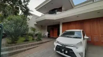 Gambar 1 Reposisi Harga Jual Cepat Rumah Asri di Kemang, Jakarta Selatan