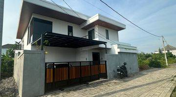 Gambar 1 Villa DK Baru Modern Minimalis Kerobokan Badung Bali