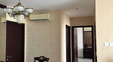 Gambar 4 Disewakan 2 + 1 Bedroom Central Park Furnished