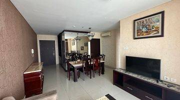 Gambar 3 Disewakan 2 + 1 Bedroom Central Park Furnished