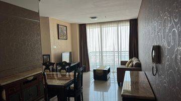 Gambar 5 Disewakan 2 + 1 Bedroom Central Park Furnished