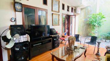 Gambar 4  Rumah Unfurnished Bagus Shm - Sertifikat Hak Milik di Pejaten