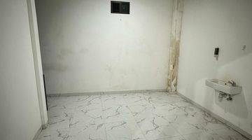 Gambar 4 Rumah Cluster SHM 2 Lantai Semi Furnished di Jatimakmur, Bekasi