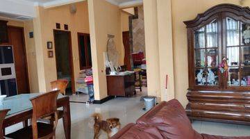 foto lainnya dijual klinik 3 lantai di