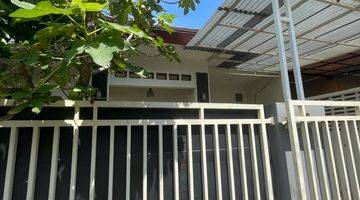 Gambar 2 Rumah SIAP HUNI Unfurnished SHM DEKAT TOL DAN PASAR MODEREN di BSD Nusaloka, Tangerang