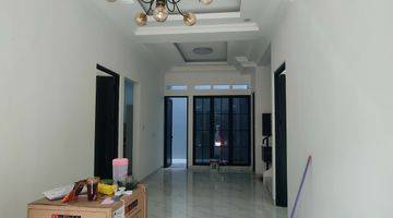 Gambar 2 Rumah Baru Siap Huni 2 Lantai Semi Furnished SHM di Bsd Kencana Loka, Tangerang