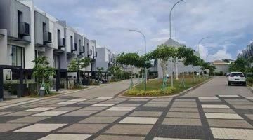 Gambar 1 WTS / Dijual Rumah Rapi dan Hoek di Greenwich Cluster Imajihaus, BSD City 