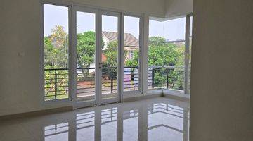 Gambar 4 Wts Dijual Rumah Hoek Bangunan Mandiri di Sevilla Park, Bsd City 