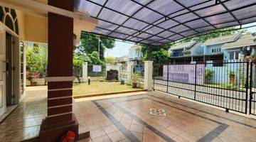 Gambar 1 Wts Dijual Cepat Rumah Dgn Halaman Luas di Vila Dago, Tangsel 