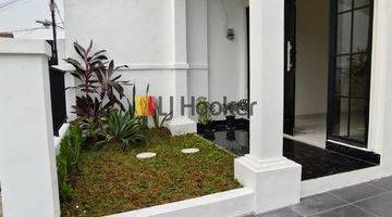 Gambar 3 Rumah Baru Griya Loka Sektor 1.1 BSD City Semi Furnished