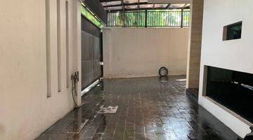 Gambar 2 Disewakan Rumah Mewah di Kemang Lokasi Strategis Bebas Banjir 