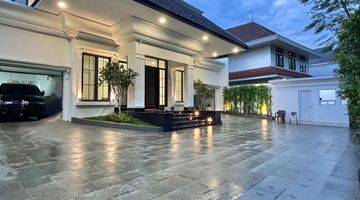 Gambar 2 Dijual Rumah Luxurious Brand New House Semi Furnished Di Menteng