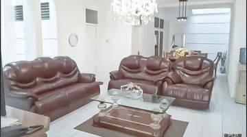 Gambar 5 Rumah Bagus Minimalis Full Furnished, Pondok Indah