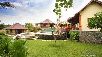 Gambar 1 Luxurious 6 Bedroom Villa For Sale And Rent In Bali Canggu Ya394