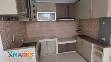 Gambar 2 Dijual rumah harga miring di Solobaru