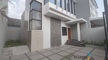 Gambar 1 Dijual Rumah 2 lt bisa untuk kantor di Gedongan Colomadu